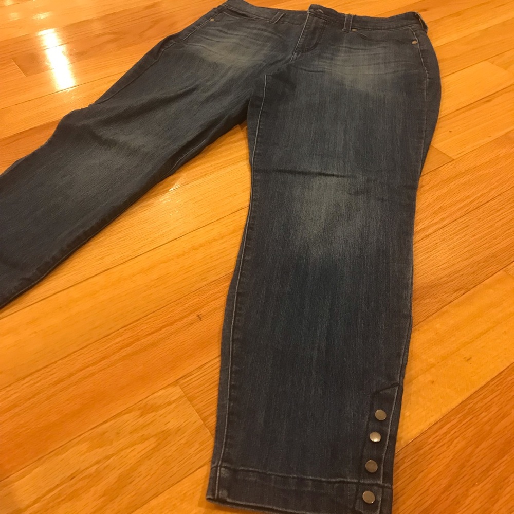 Ankle length jeans